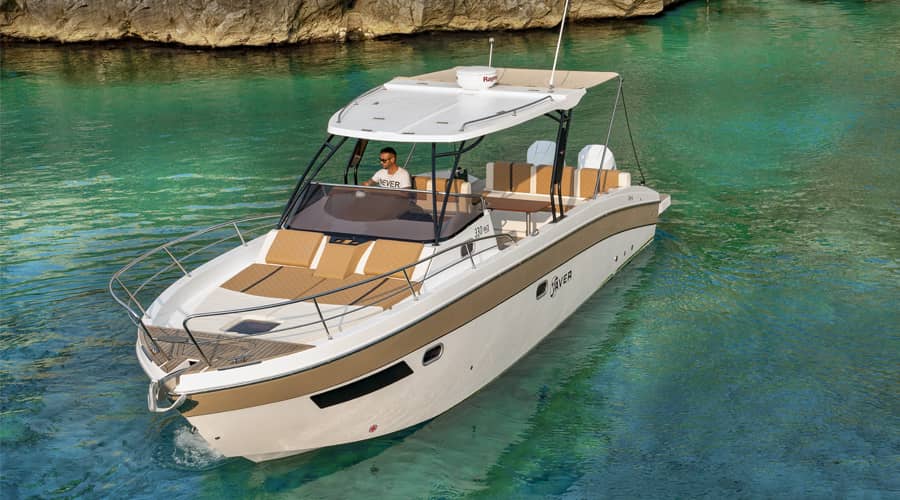 Sport Boat tour in Castro