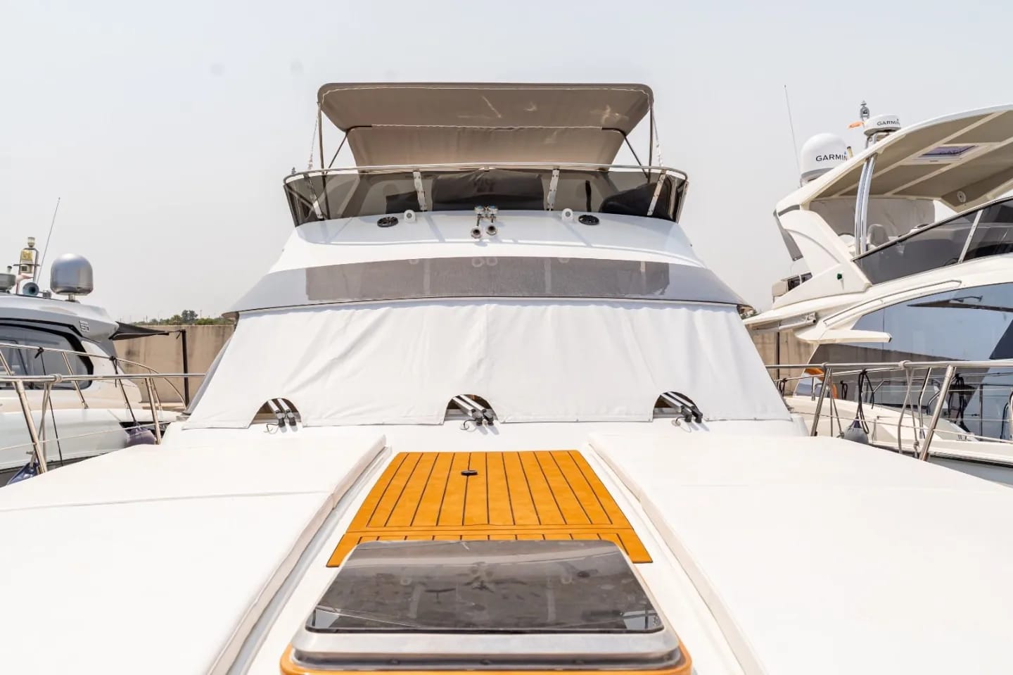 Luxury yacht tour in Polignano