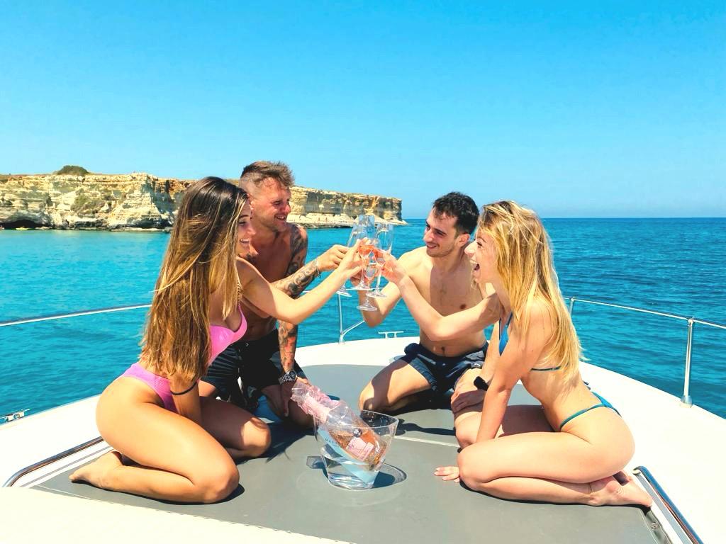 Flybridge at Porto Cesareo