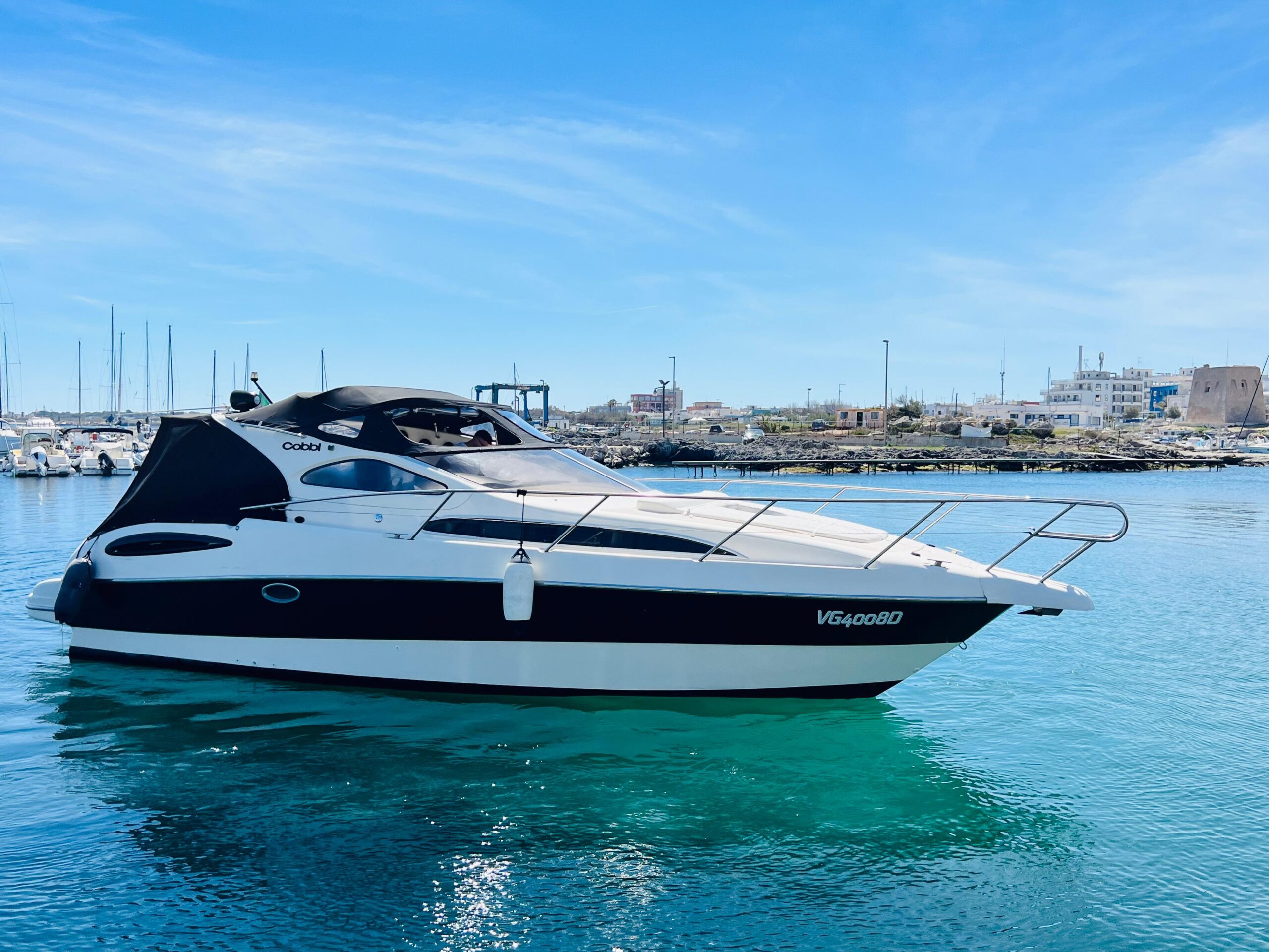 Comfortable Cruiser Yacht in San Foca