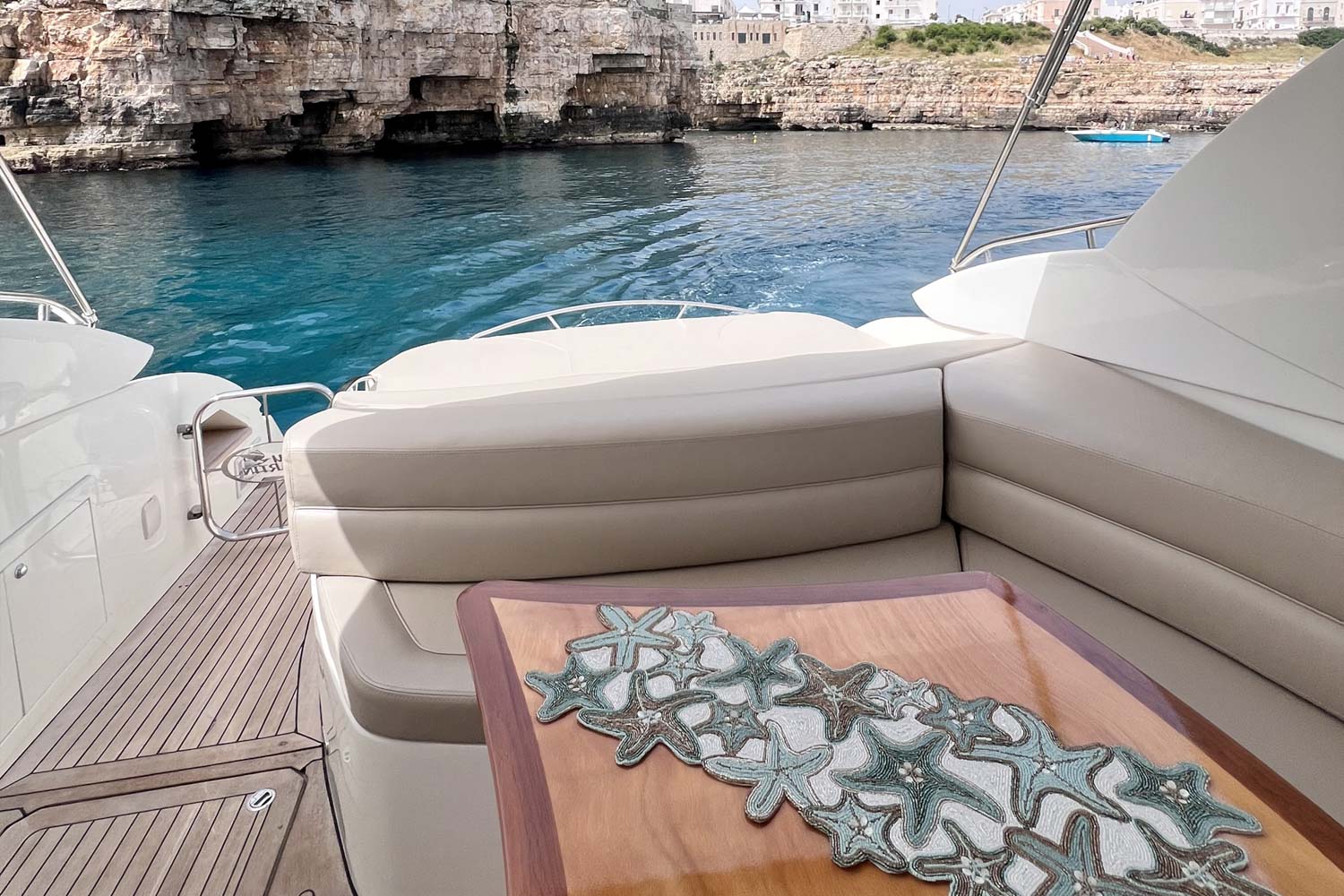 Superyacht luxury tour in Polignano a Mare